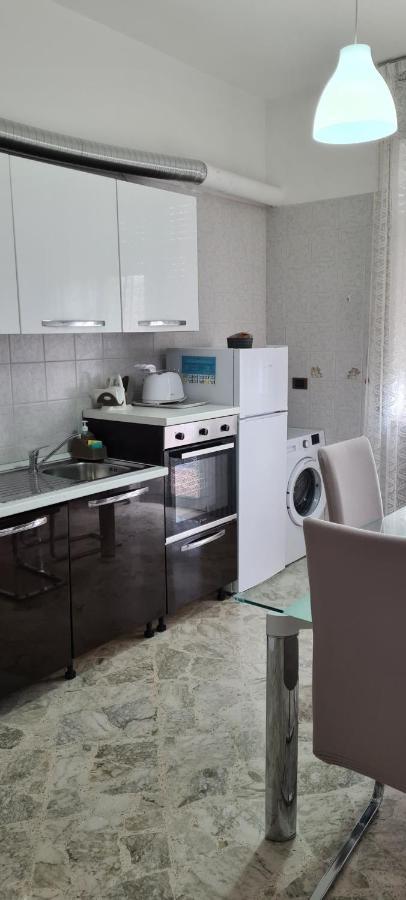 Апартаменты Jajo Apartament Бриндизи Экстерьер фото